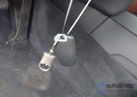 2009 Hyundai Genesis 3.8 z USA, uszkodzony, nr VIN KMHGC46E29U021904